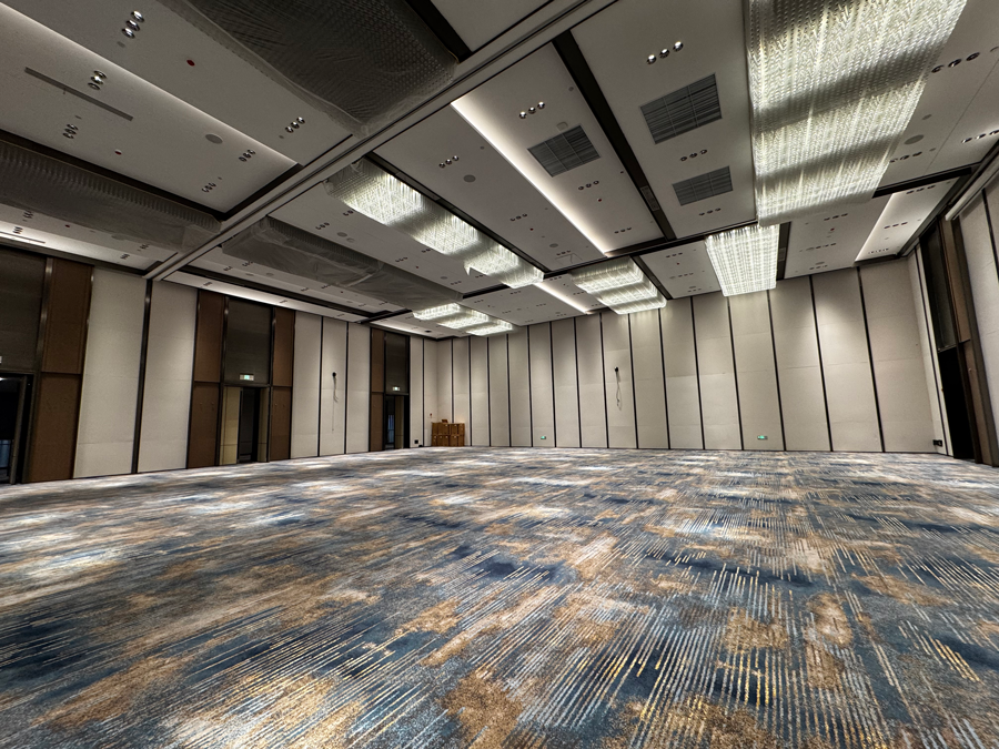 CrownePlaza-004.png